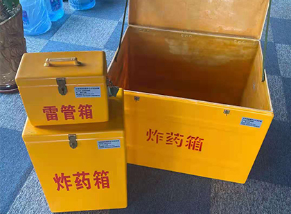 灵丘玻璃雷管箱生产标准全解析：安全、性能与合规的基石